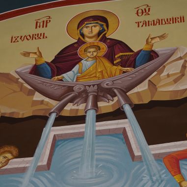 Izvorul Tămăduirii (frescă în pridvorul Bisericii cu hramul Izvorul Tămăduirii)